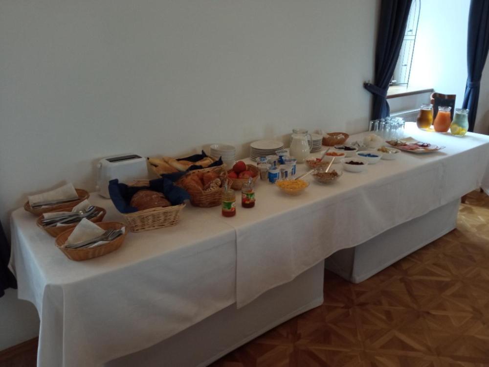 Zamecky Hotel Náchod المظهر الخارجي الصورة